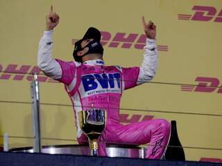 Eerste Grand Prix-overwinning ooit voelt als droom voor emotionele Pérez