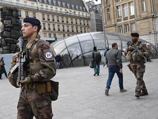 Frankrijk zet duizenden extra militairen in vanwege terroristische dreiging