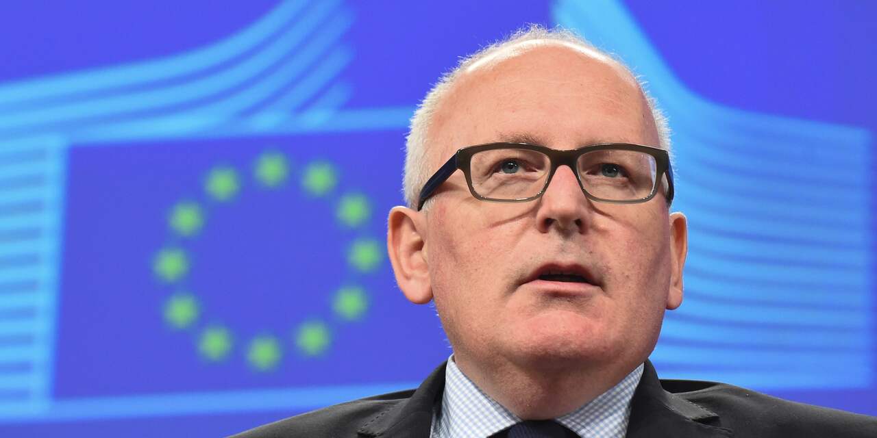 Europese Commissie wil hard optreden tegen Polen om bedreiging rechtsstaat