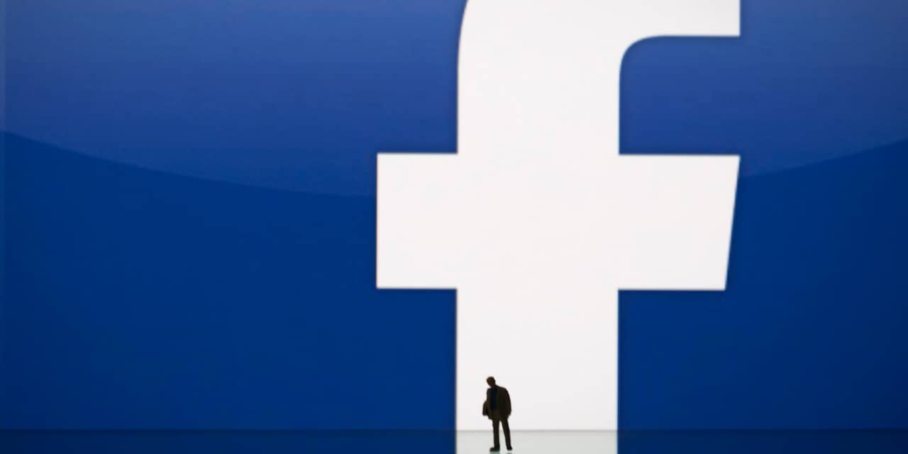 'Gebruikers noemen Facebook minst vertrouwde techbedrijf'