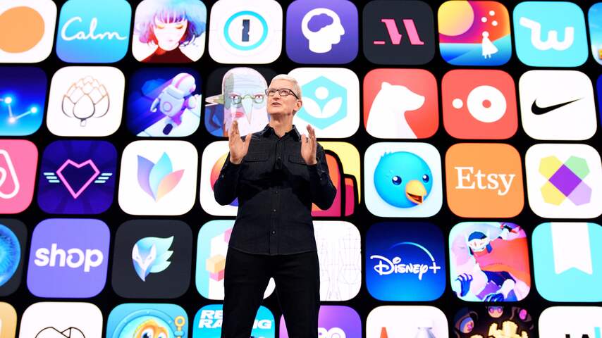 Tim Cook met apps