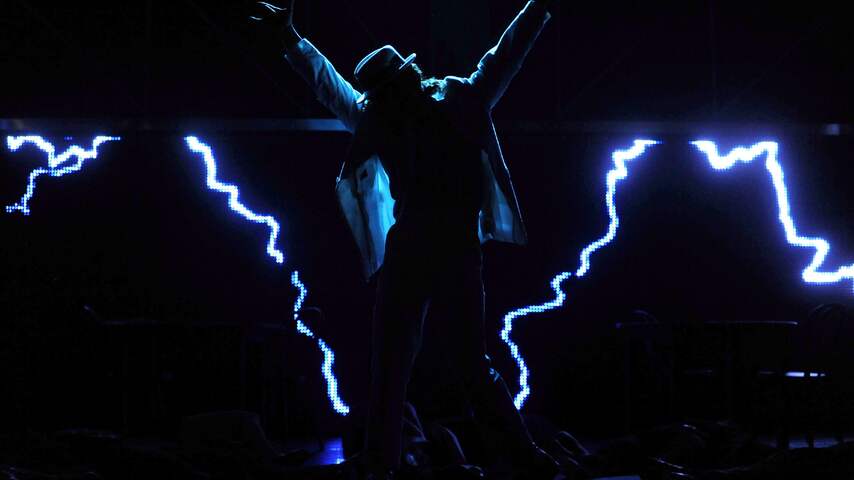 Nederlandse zangeres Ina Seidou in internationale show Thriller Live