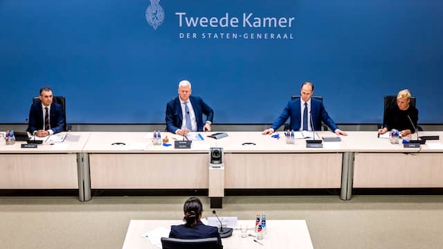 Eva González Pérez tijdens een hoorzitting van de ondervragingscommissie.
