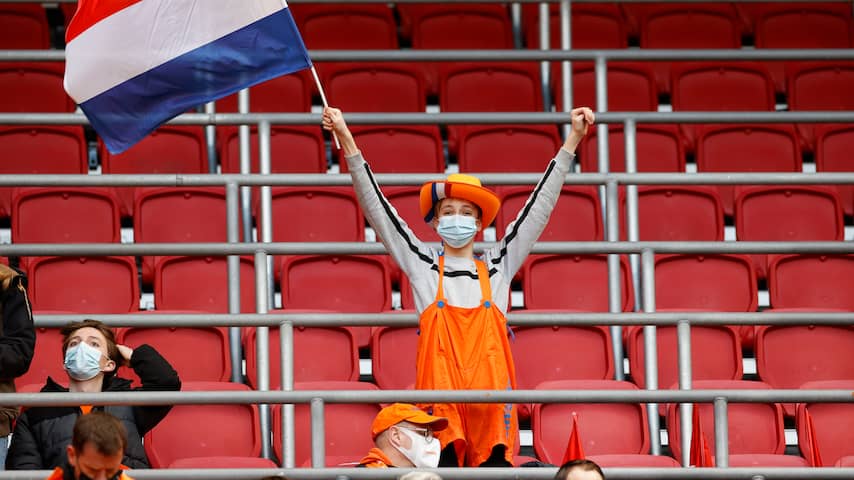 Nederland-Letland, Oranje