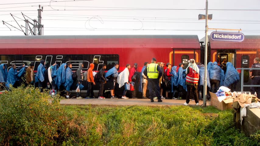 Vluchtelingen onderweg naar Duitsland