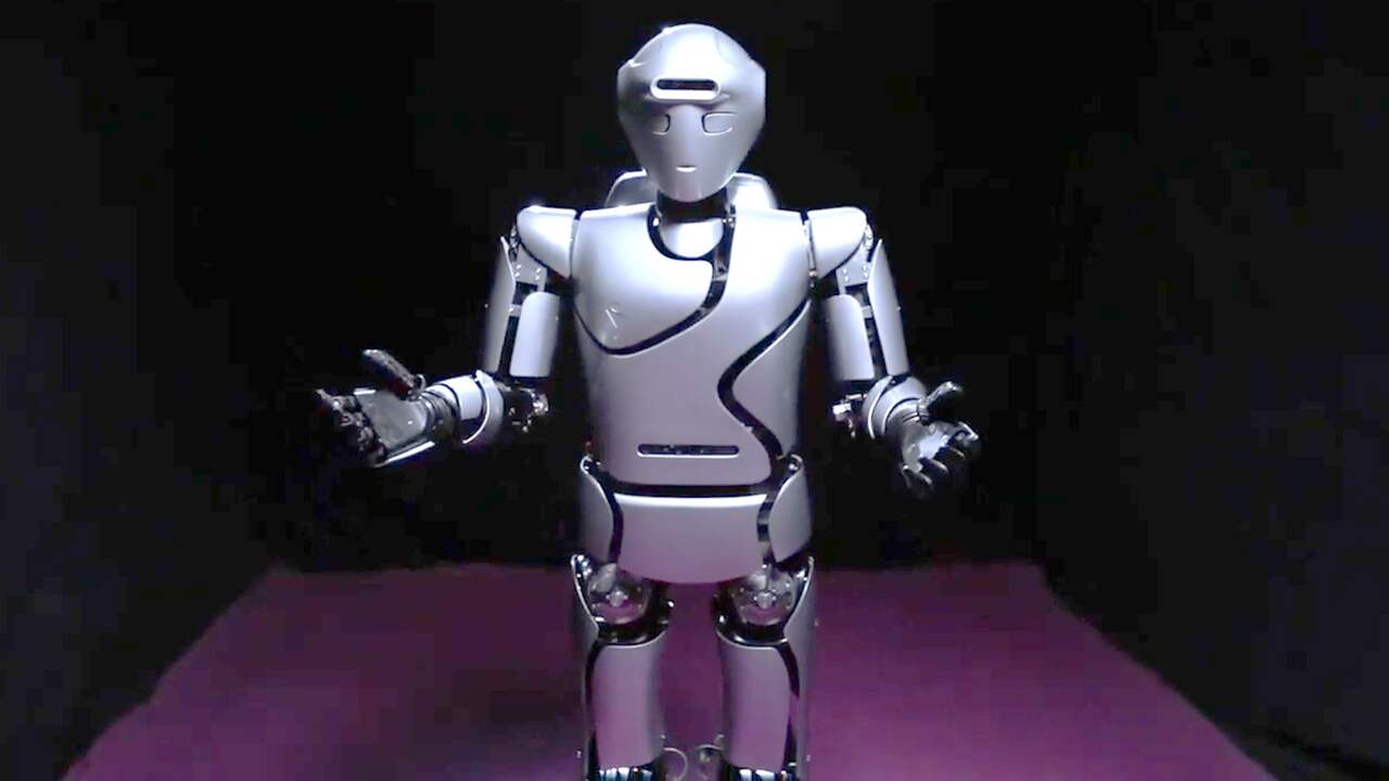 Iran onthult geavanceerde versie van zijn humanoïde robot