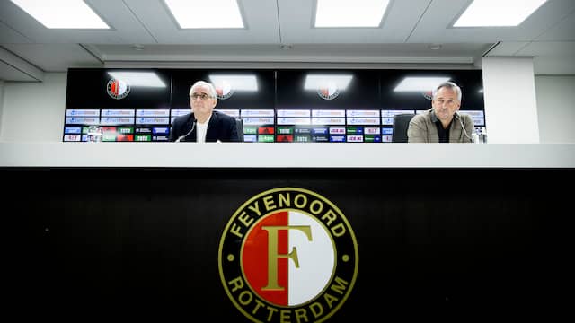 Rvc-leden Toon van Bodegom (rechts) en Gérard Moussault bij het persmoment.