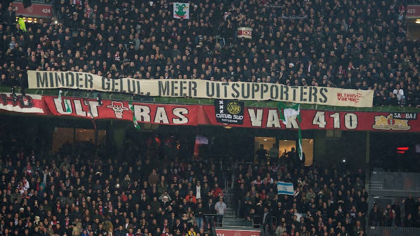 Ajax eist dat fans bij uitduel met Feyenoord kunnen zijn