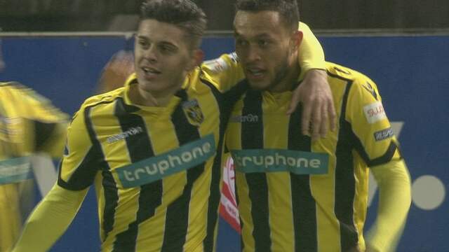 Baker maakt ook tweede treffer voor Vitesse
