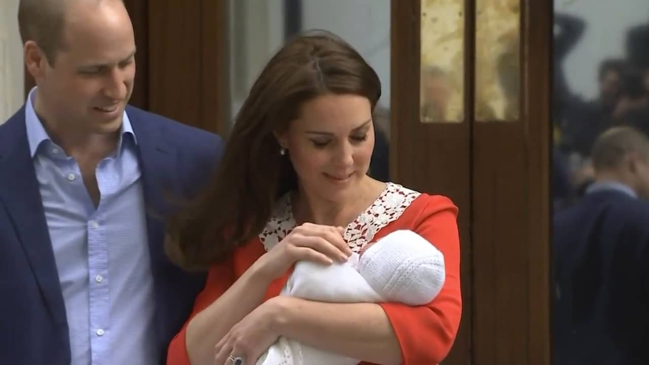 Beeld uit video: Eerste beelden van zoon prins William en Kate Middleton
