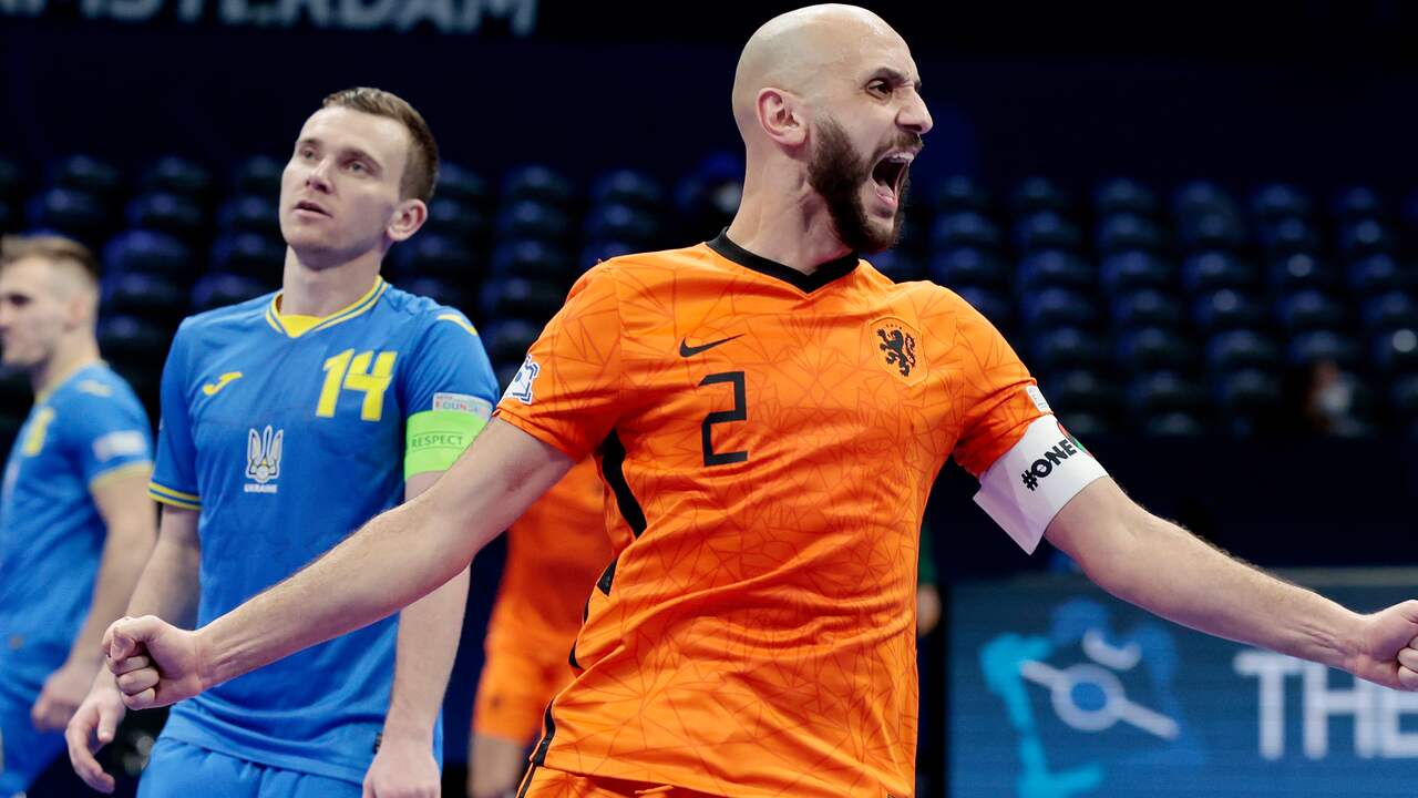 Oualid Saadouni zorgde met een fraaie kopbal voor de gelijkmaker.