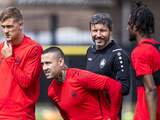 Van Bommel heeft ondanks 'aparte situatie' vertrouwen in Overmars bij Antwerp