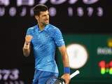 Toegejuichte Djokovic beleeft jaar na rel vlekkeloze Australian Open-rentree
