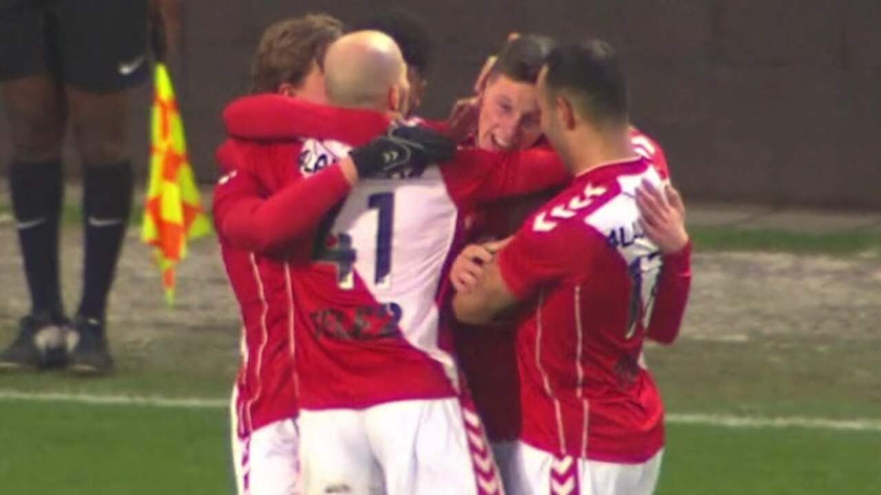Beeld uit video: Samenvatting: Jong FC Utrecht-De Graafschap (3-2)