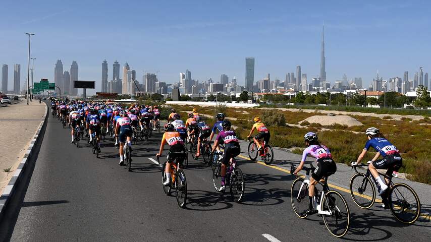 Ook UAE Tour heeft nu vrouweneditie: 'Is dit wel waar we behoefte aan hebben?'