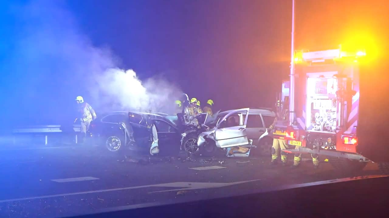 Veel Schade Bij Dodelijk Ongeval Op A1 | NU.nl