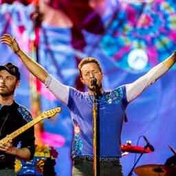 Coldplay brengt in oktober negende album Music Of The Spheres uit