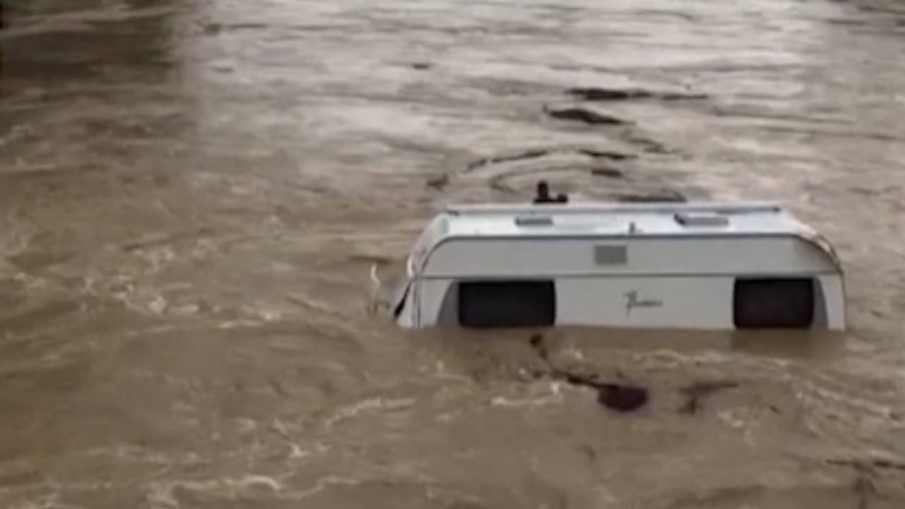 Caravan meegesleurd door overstroming in Zuid-Frankrijk