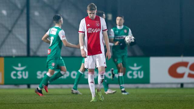 FC Dordrecht won eindelijk weer eens, op bezoek bij Jong Ajax.