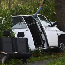 Vijf kinderen raken gewond bij ernstig ongeluk met taxibusje in Zeeland