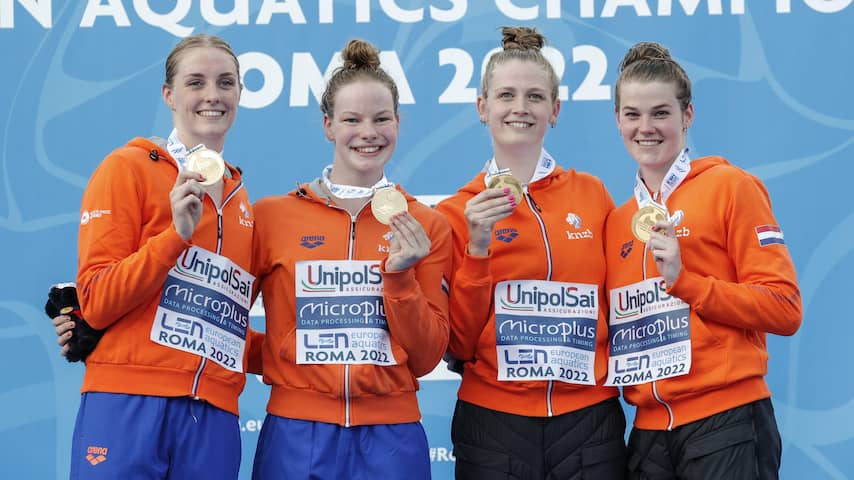 Ongeloof bij jonge estafettezwemsters na Europese titel: 'Geweldige verrassing'