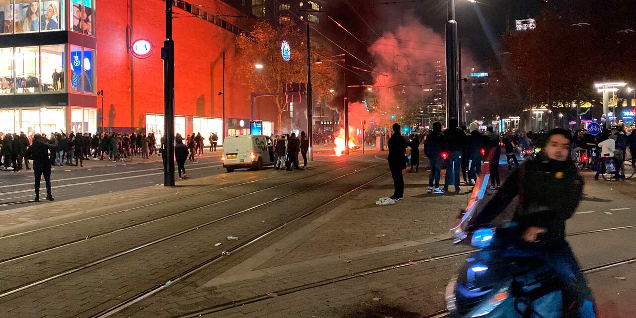 Zeker twintig aanhoudingen en zeven gewonden bij rellen in Rotterdam