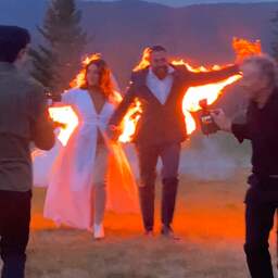 Video | Amerikaans bruidspaar laat zich in brand steken