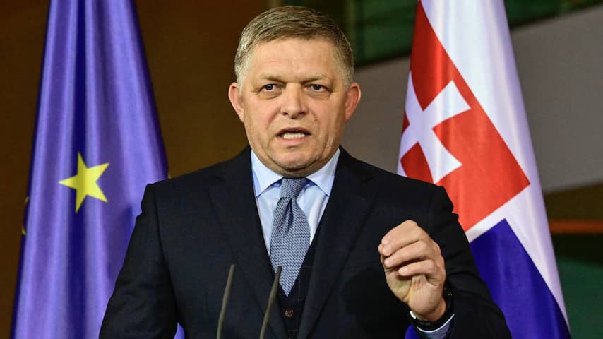 Slowaakse premier Fico in levensgevaar: dit weten we nu over de aanslag