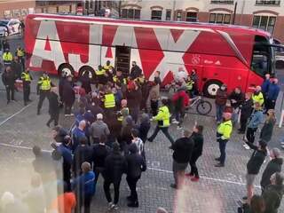 PSV biedt Ajax excuses aan voor gedrag van supporters richting Tadic