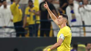 Ronaldo scoort tegen Al Ahli, maar ziet bal niet in doel belanden