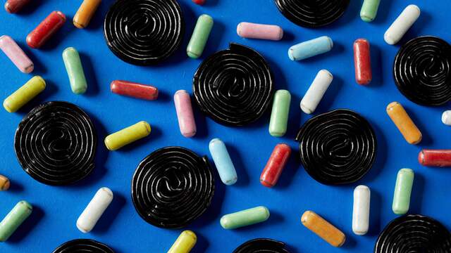 Glycyrrhizine in drop werkt bloeddrukverhogend.