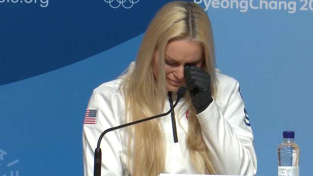 Lindsey Vonn barst in tranen uit op persconferentie