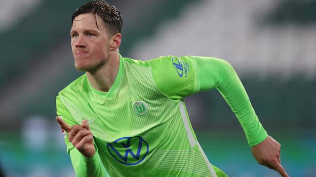 Wout Weghorst was opnieuw trefzeker voor Wolfsburg.