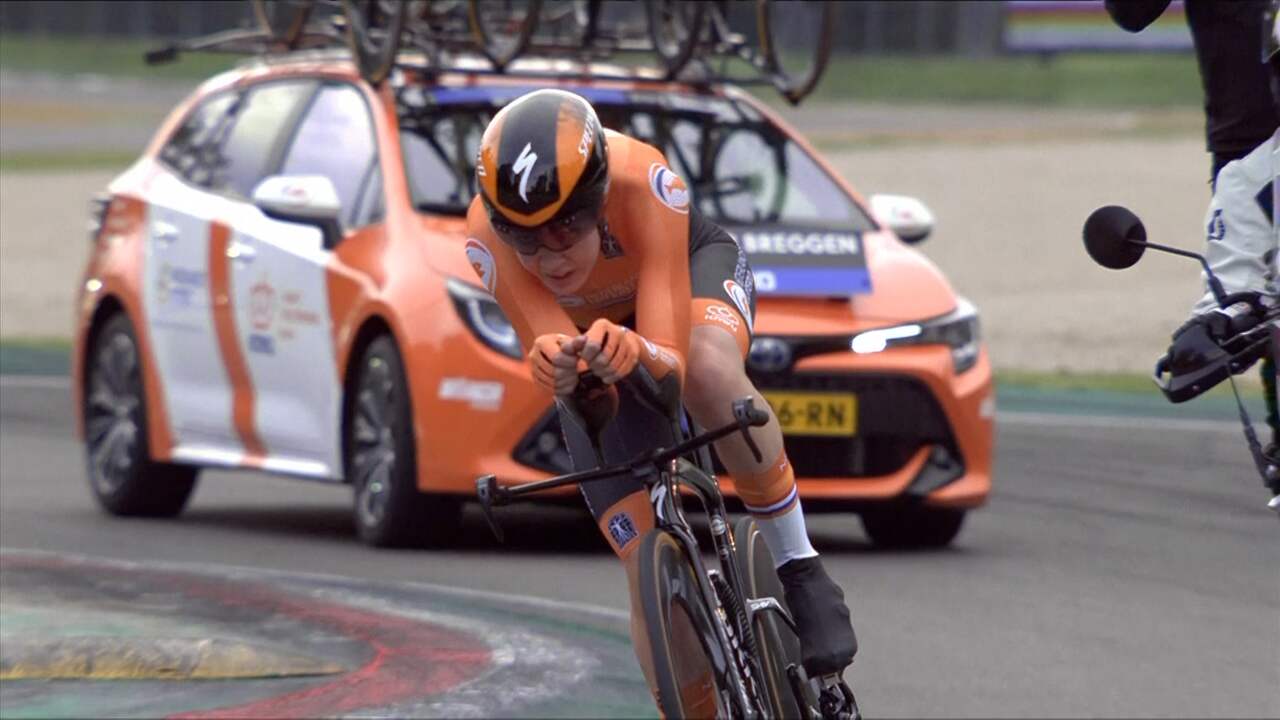 Beeld uit video: Van der Breggen pakt eerste wereldtitel tijdens WK wielrennen