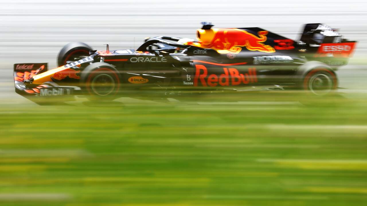 Max Verstappen op snelheid in Oostenrijk in 2021.
