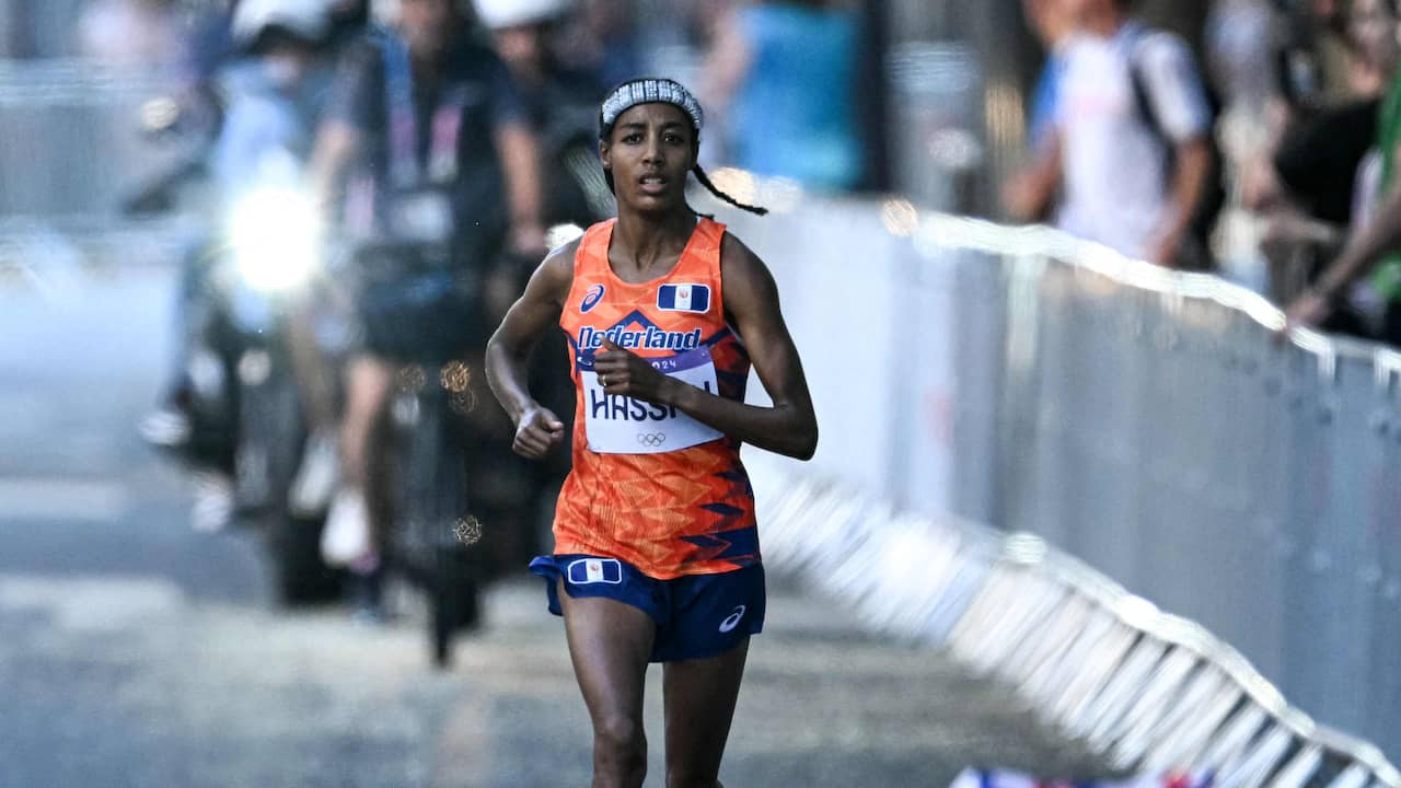 Sifan Hassan voltooit unieke trilogie met goud op olympische marathon