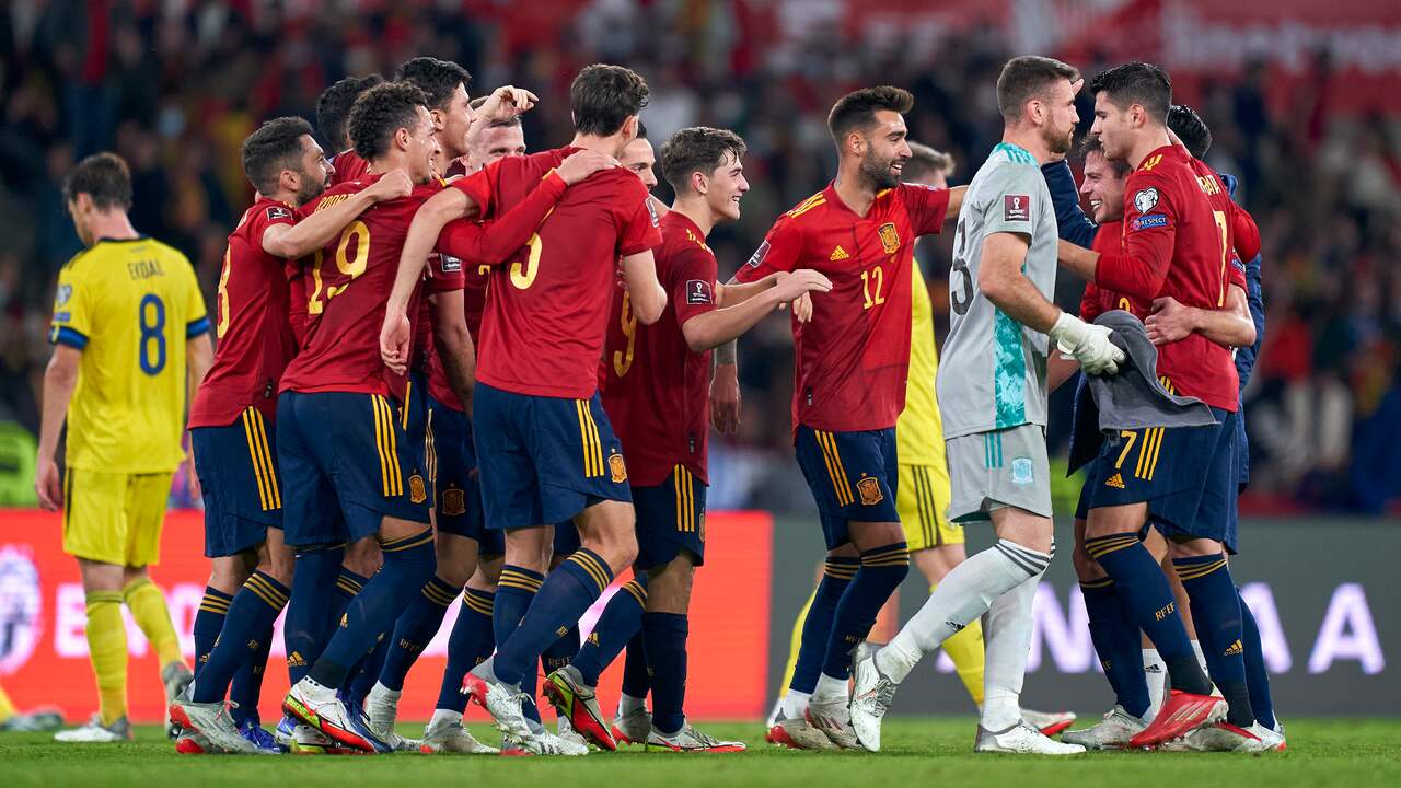 Spanje pakte de groepswinst in poule B.