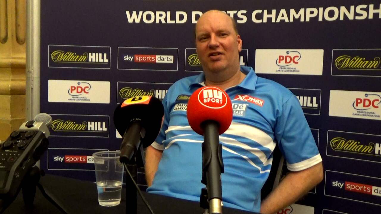 Beeld uit video: 'Van Barneveld heeft iets wonderbaarlijks neergezet in de dartssport'