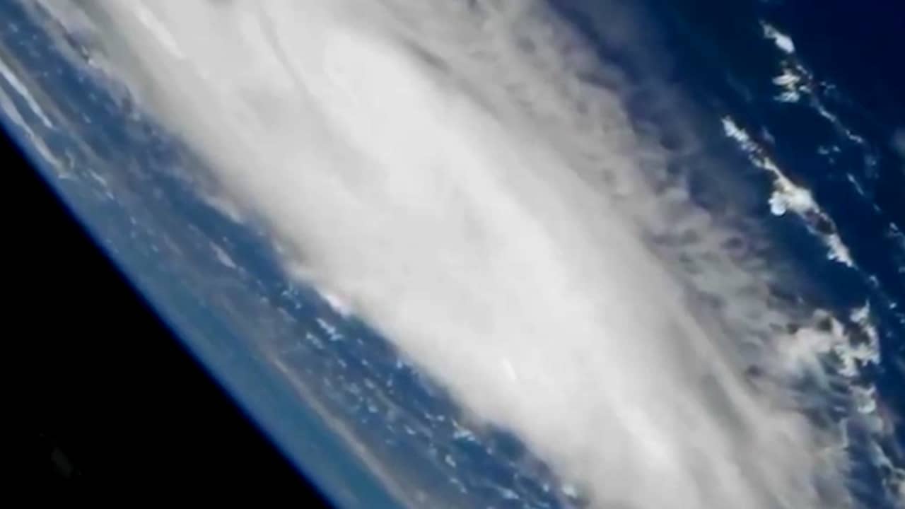 ISS filmt zware orkaan Dorian vanuit de ruimte