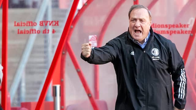 Dick Advocaat was niet blij met wat hij tegen FC Twente zag.