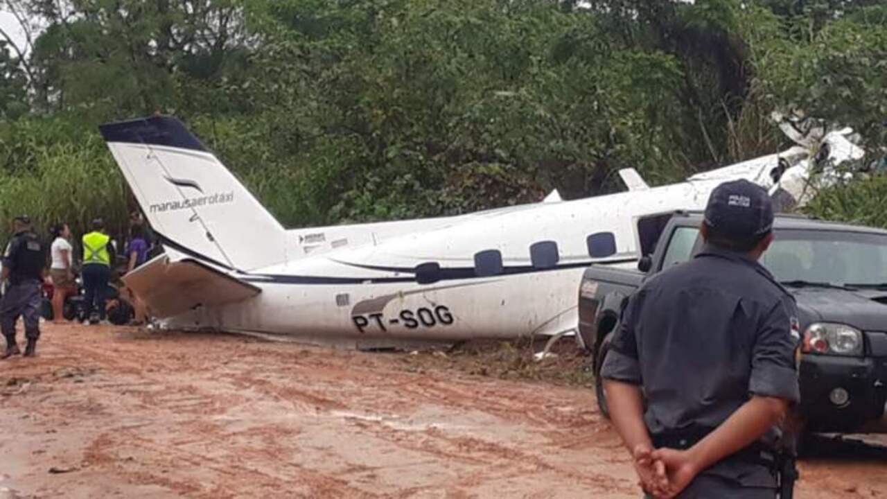 Beeld uit video: Toeristen stappen in Braziliaans vliegtuigje dat even later crasht