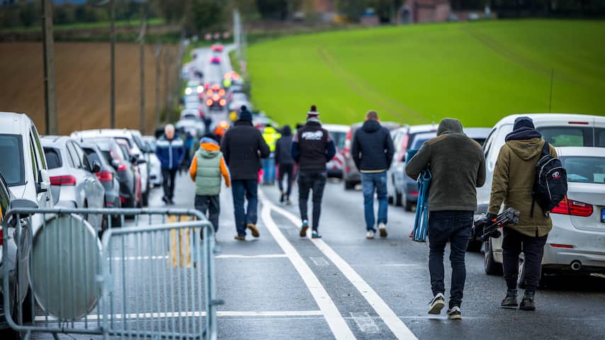 Twee Doden Doordat Racewagen In Publiek Belandt Bij Autorally In België ...