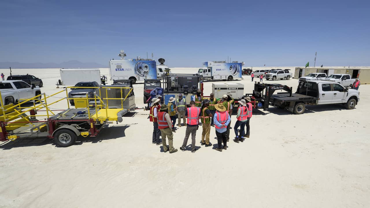 Starliner unmanned spacecraft successfully landed in New Mexico |  NOW