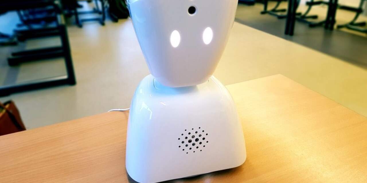 Bredase school De Kei primeur met robot AV1