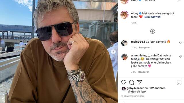 Olcay Gulsen deelt een foto van haar geliefde Ruud de Wild, met wie alles volgens haar "een groot feest" is.