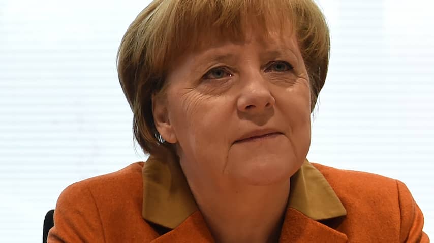 Angela Merkel officieel herkozen als kandidate bondskanselierschap