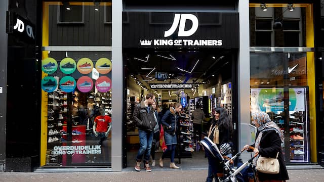 Britse keten wil winkels Perry Sport en Aktiesport overnemen Perry Sport en Aktiesport mogelijk overgenomen door Brits
