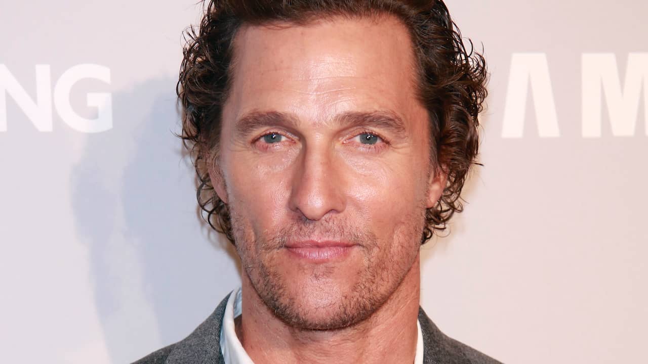 'Father Matthew McConaughey died of a heart attack during sex' | NOW ...