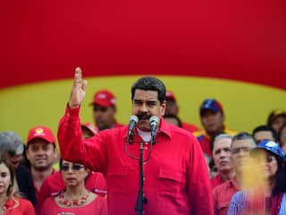 Belaagde Venezolaanse president Maduro wil nieuwe grondwet