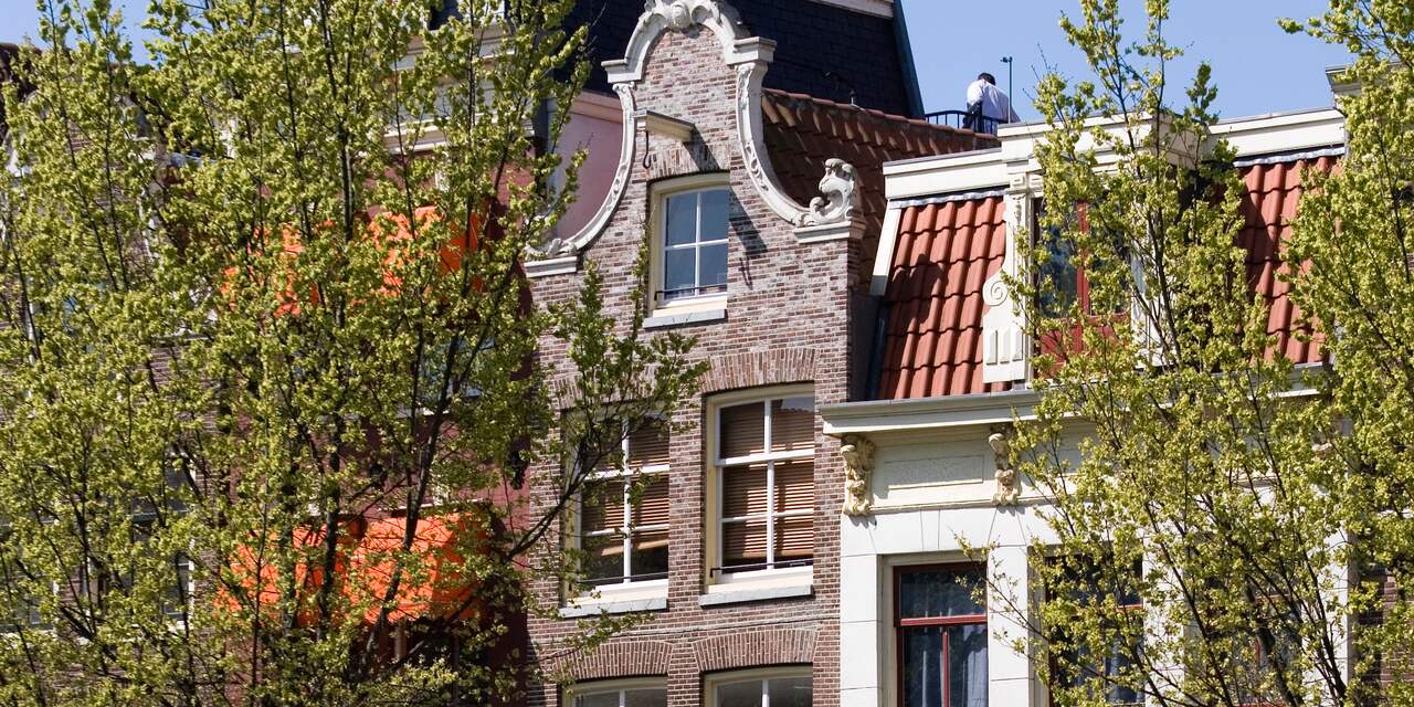 Amsterdam legt huiseigenaren boete op voor leegstaande woning